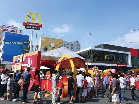 Thời điểm mới xuất hiện, McDonald’s khiến giới trẻ phát cuồng.