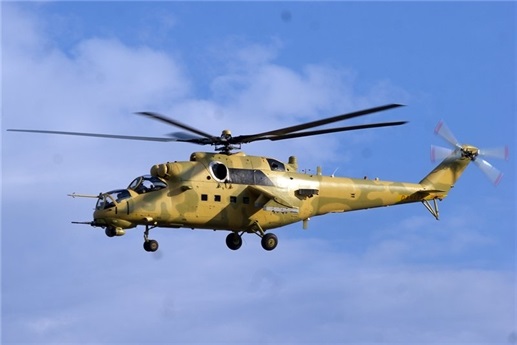 Theo những thông tin được Bộ Quốc phòng Iraq công bố, đây là một trong những chiếc Mi-35 mà nước này vừa tiếp nhận từ Nga, có khả năng cơ động cao, được trang bị các vũ khí có độ chính xác hàng đầu thế giới và các hệ thống điều khiển, định vị hiện đại giúp máy bay có thể hoạt động được cả ngày lẫn đêm.