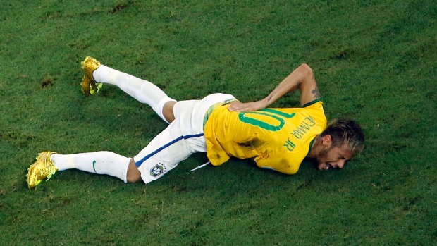 Bắt đầu từ chấn thương của Neymar