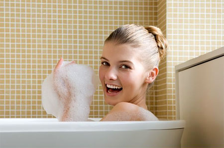 6 điều nguy hiểm không được làm khi tắm vào mùa lạnh