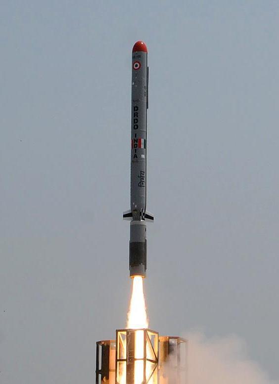 Tên lửa hành trình Nirbhay của Ấn Độ.