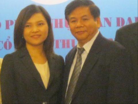 bà Phạm Đỗ Diễm Hương sinh năm 1989 là con gái ông Phạm Trung Cang được bổ nhiệm làm Chủ tịch HĐQT kiêm TGĐ Công ty Nhựa Tân Đại Hưng khi mới 24 tuổi.