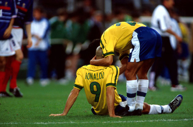 Vụ việc Ronaldo - France 98 mãi là bí ẩn 