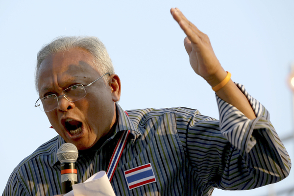 Suthep khi còn là thủ lĩnh biểu tình