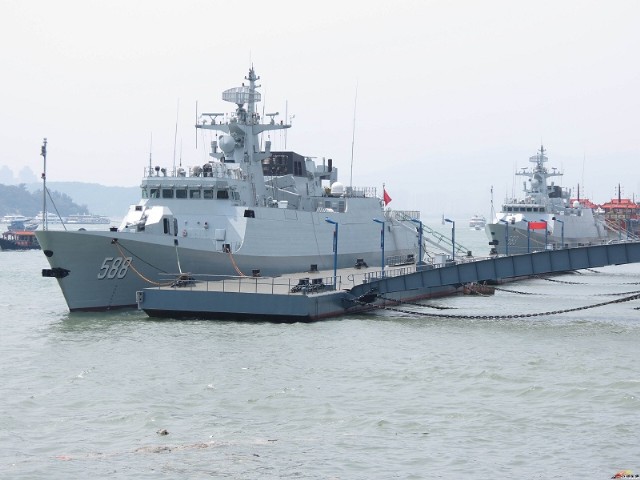 Tàu hộ tống mang tên Tuyền Châu (số hiệu) thuộc Dự án 056 gia nhập Hải quân Trung Quốc.
