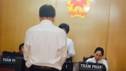 Bị cáo Tín trước tòa.