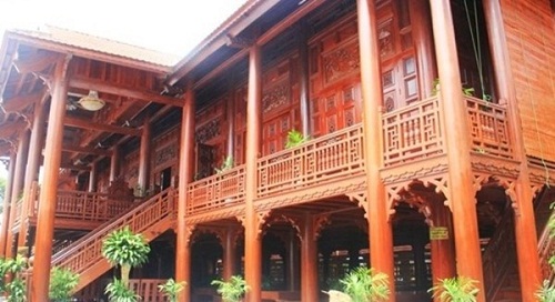 Ngôi nhà sàn gỗ lim hơn 200 tỷ đồng của đại gia Điện Biên.