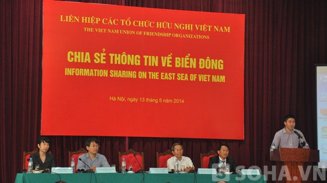 Buổi chia sẻ của Liên hiệp các tổ chức Hữu nghị Việt Nam về việc đặt giàn khoan HD-981 của Trung Quốc (Ảnh: Tuấn Nam)