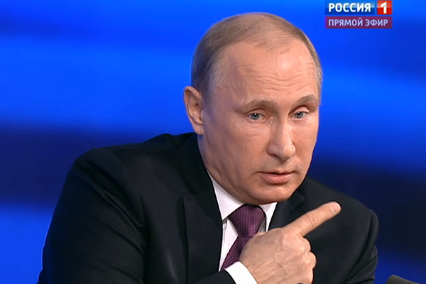Tổng thống Putin trong cuộc họp báo năm nay không quyết liệt được như những năm trước Ảnh: Rossiya 1