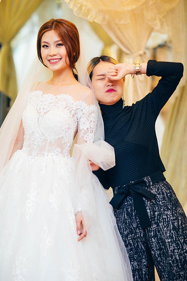 Hiện tại, gia đình Diễm Trang và bạn trai đang tất bật chuẩn bị cho ngày cưới và hi vọng mọi chuyện diễn ra suôn sẻ.