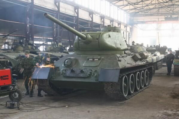 Cho đến nay có khoảng gần 50.000 chiếc T-34-85 đã được chế tạo tại Liên Xô và 1 số nước thuộc khối Warsaw.