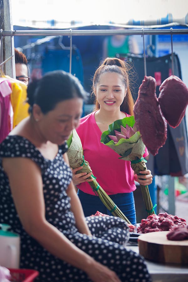 
... Bảo Anh chỉ hy vọng thông qua những hoạt động như thế này có thể đưa những hoàn cảnh tương tự đến gần với các nhà hảo tâm và chia sẻ những may mắn của mình với mọi người.
