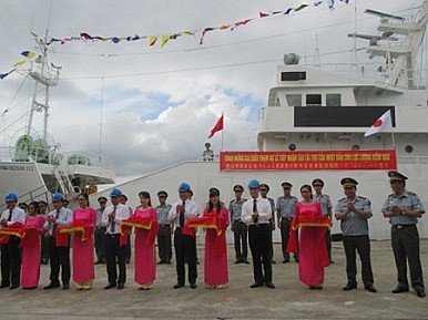 Trước đó, Nhật đã bàn giao tàu tuần tra cho Việt Nam trong một buổi lễ bàn giao long trọng tại thành phố cảng Hải Phòng. Ảnh: Diplomat/Chính phủ Nhật Bản.