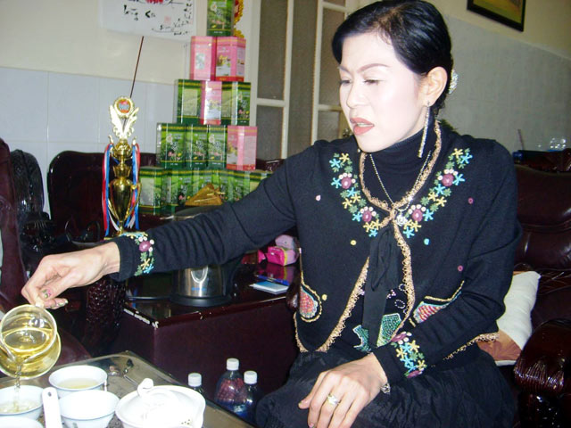 
Nữ doanh nhân Hà Linh - Giám đốc Công ty TNHH Hà Linh, Phó Chủ tịch Hội doanh nhân trẻ tỉnh Lâm Đồng
