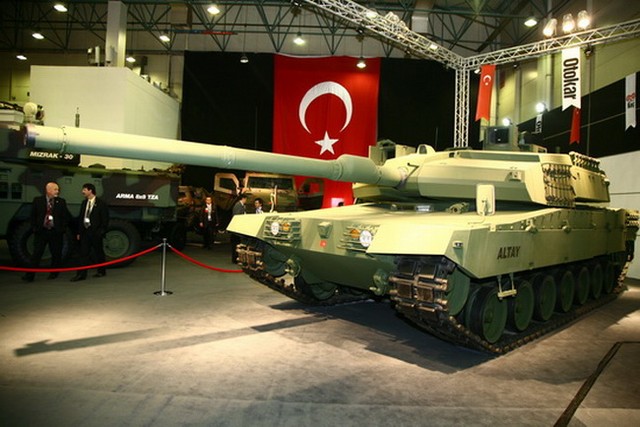 
Xe tăng chiến đấu chủ lực Altay của Thổ Nhĩ Kỳ
