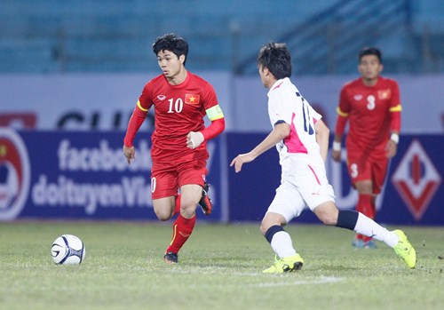 
U23 Việt Nam rất vất vả và có vẻ được nhường mới hòa U18 Osaka 2-2.
