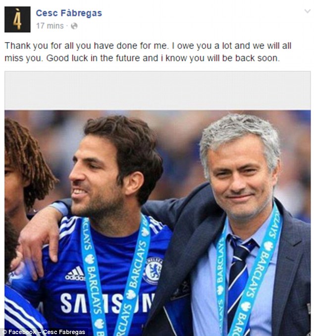 
Cesc Fabregas khó có thể là người cầm đầu nhóm chống đối Mourinho.
