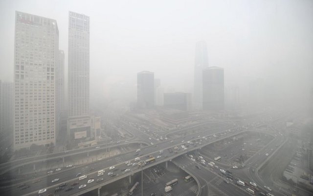 
Bắc Kinh đã 2 lần báo động đỏ tình trạng ô nhiễm không khí trong 1 tháng trở lại đây.
