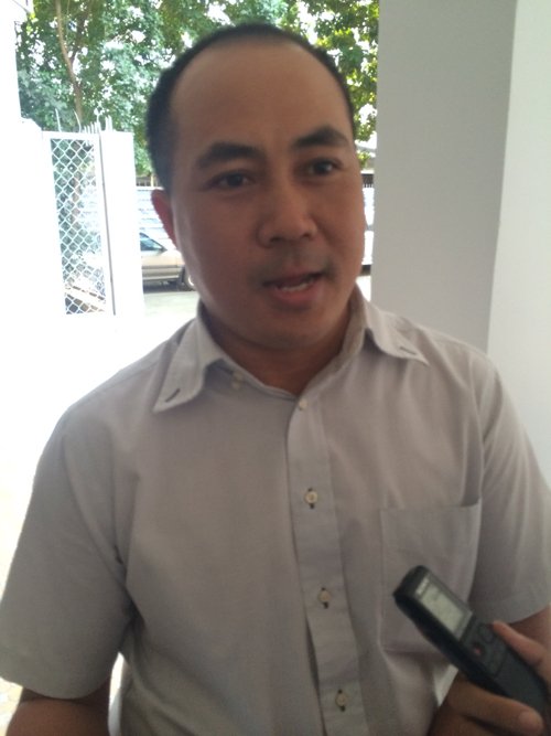 
Ông Nguyễn Ngọc Tâm, Phó Giám đốc Trung tâm Kinh doanh của Tổng đài 1080 trả lời về tình trạng nghẽn mạch sáng 29.12
