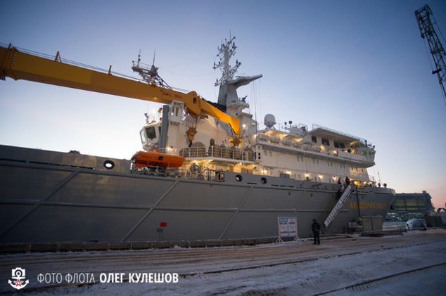 
Tàu Viện sĩ Kovalev được khởi đóng vào ngày 20-12-2011 tại nhà máy đóng tàu Zvezdochka, chuyển giao cho Hải quân Nga vào ngày 18-12 vừa qua. Hiện tại, tàu đóng quân tại căn cứ Severomorsk thuộc Hạm đội Biển Bắc.
