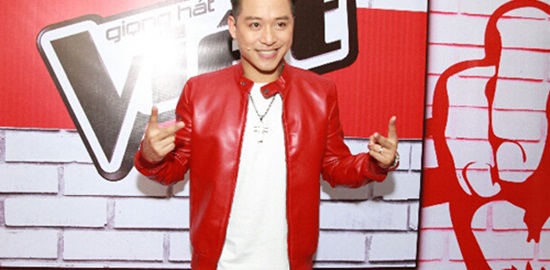 
Tuấn Hưng là huấn luyện viên chương trình Giọng hát Việt mùa thứ 3.
