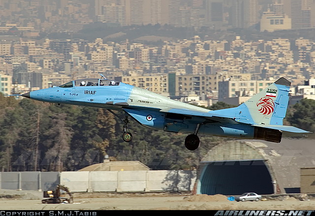 Mikoyan-Gurevich MiG-29UB (9-51) aircraft picture