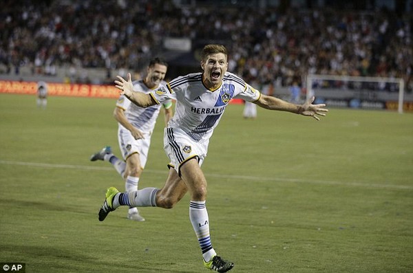 Gerrard tỏa sáng ngay trận ra mắt LA Galaxy