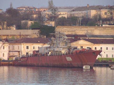 
Tàu hộ vệ Bezzavetny khi Liên Xô sụp đổ được giao về cho Ukraine với số hiệu U134 Dnipropetrovsk
