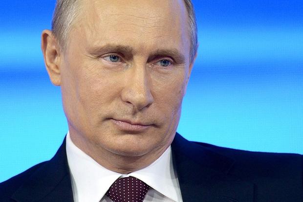 Sẽ không có đảo chính cung đình tại Kremlin - ông Putin tự tin phát biểu tại cuộc họp báo kéo dài hơn 3 giờ đồng hồ hồi tháng 12 năm ngoái. Ảnh: AP