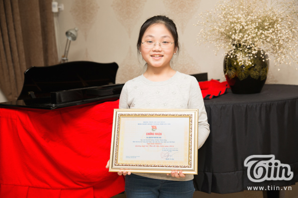 Gặp cô bé 11 tuổi được mệnh danh là thần đồng piano Việt Nam