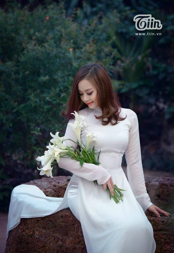 100+ hình ảnh cô gái mặc áo dài trắng - hinhanhsieudep.net