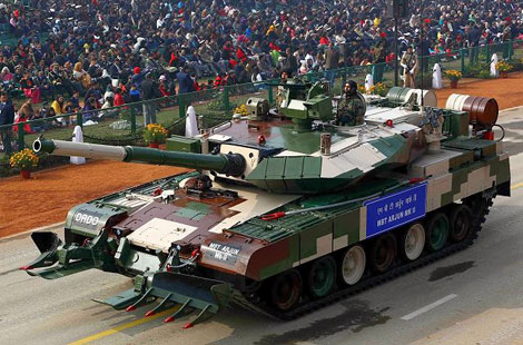 Xe tăng Arjun Mark-2 trong lễ duyệt binh tại Ấn Độ