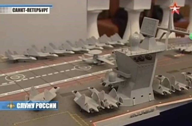 Đặc biệt, có sự xuất hiện của cả máy bay cảnh báo sớm và chỉ huy trên không trên tàu sân bay này. Điều đó có nghĩa là tàu sân bay tương lai Nga sẽ trang bị cả máy phóng máy bay bên cạnh boong phóng nhảy cầu.