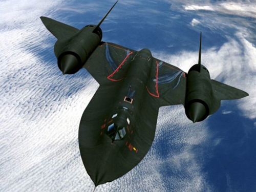 
SR-71 có tín năng không gì sánh bằng nhưng lại phải về hưu non>
