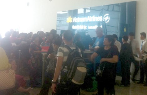 Vietnam Airlines lên tiếng vụ mắc kẹt 380 kiện hành lý