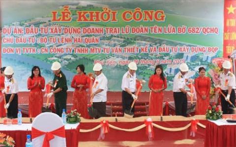 Xay dung doanh trai Lu doan ten lua bo 682