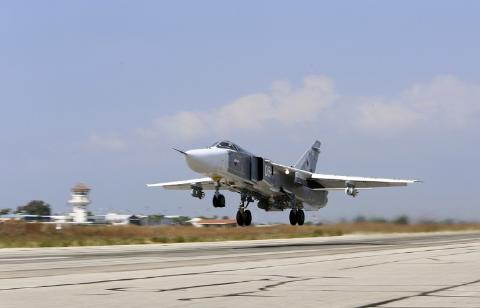 
Máy bay Su-24 của Nga tại Syria
