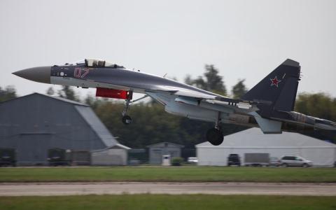 Nga chi hop tac phat trien dong co Su-35 voi Trung Quoc