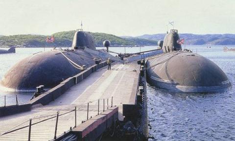 Tàu ngầm lớp Akula