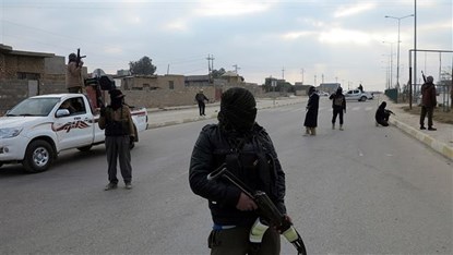 Phiến quân IS trên đường phố Mosul