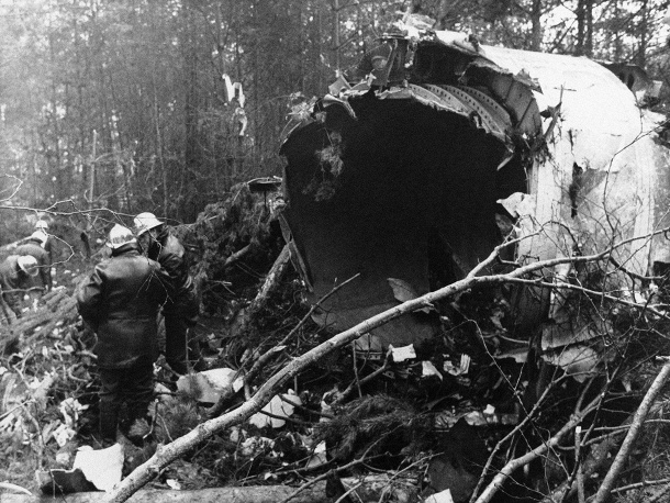 Ngày 3/3/1974, chiếc máy bay xấu số DC10 của Hãng hàng không Thổ Nhĩ Kỳ đã rơi xuống cánh rừng Ermenonville, phía Bắc thủ đô Paris của Pháp. Toàn bộ 346 người trên máy bay không còn ai sống sót.