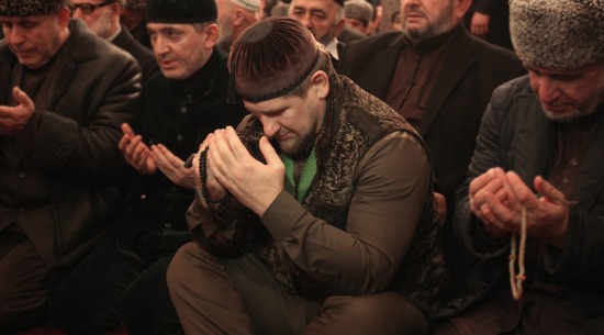 
Tổng thống nước Cộng hòa Chechnya Ramzan Kadyrov kêu gọi thế giới Hồi giáo đoàn kết chống IS. Ảnh: RIA Novosti
