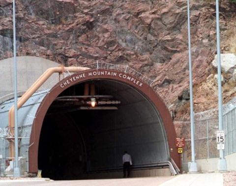 Đường vào căn cứ Stargate của Mỹ vừa được phục dựng