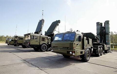 
Trang bị của hệ thống S-400.
