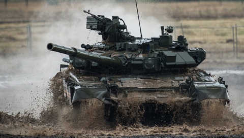 
Sau BMP-3, Nga tiếp tục chuyển đổi xe tăng T-90 thành robot điều khiển từ xa.

