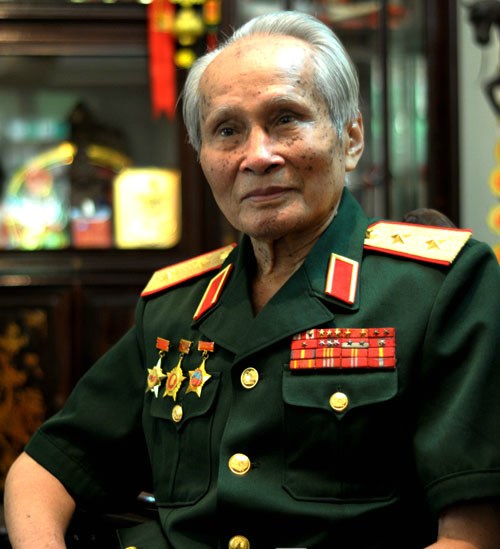 Trung tướng Nguyễn Quốc Thước, nguyên Tư lệnh quân khu IV.