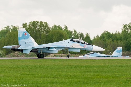 [ẢNH] Tiêm kích Su-35 và Su-30SM song kiếm hợp bích - ảnh 10