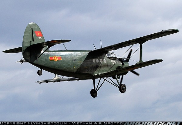 Cho tới tận ngày nay, trải qua 65 năm, An-2 vẫn tích cực phục vụ ở nhiều quốc gia trên thế giới, trong đó có Triều Tiên và Việt Nam. Vẫn chưa có dấu hiệu An-2 này được cho nghỉ hưu. Thậm chí, gần đây, một số nước còn khôi phục lại An-2 tiếp tục hoạt động. Trong ảnh: Máy bay An-2 của Việt Nam.