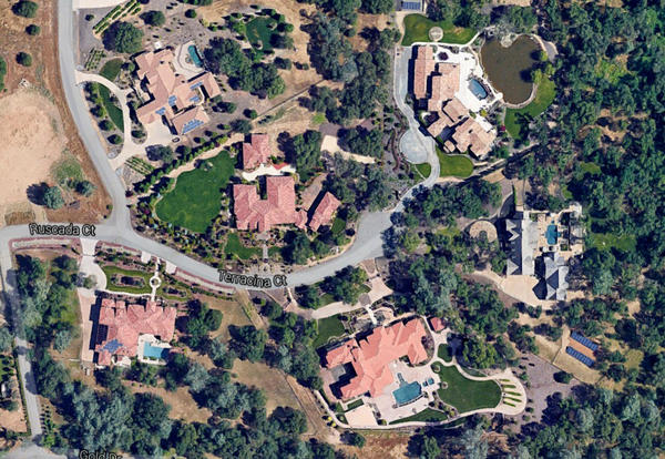 Ảnh vệ tinh khu dân cư nơi Lệnh Hoàn Thành từng sống tại California.