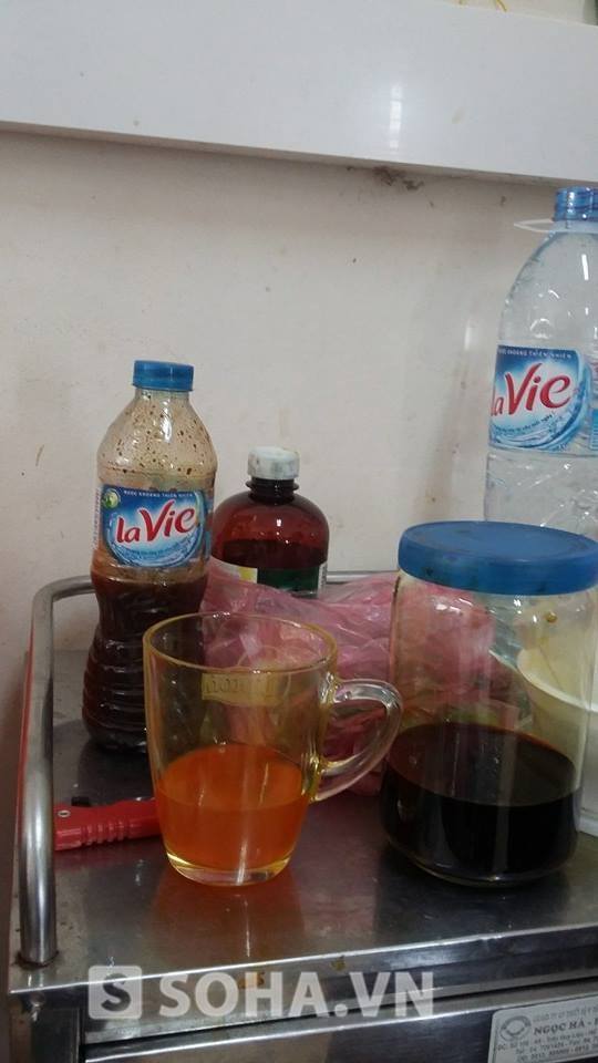 Chai tinh nghệ mà Hán Văn Tình coi như biệt dược.